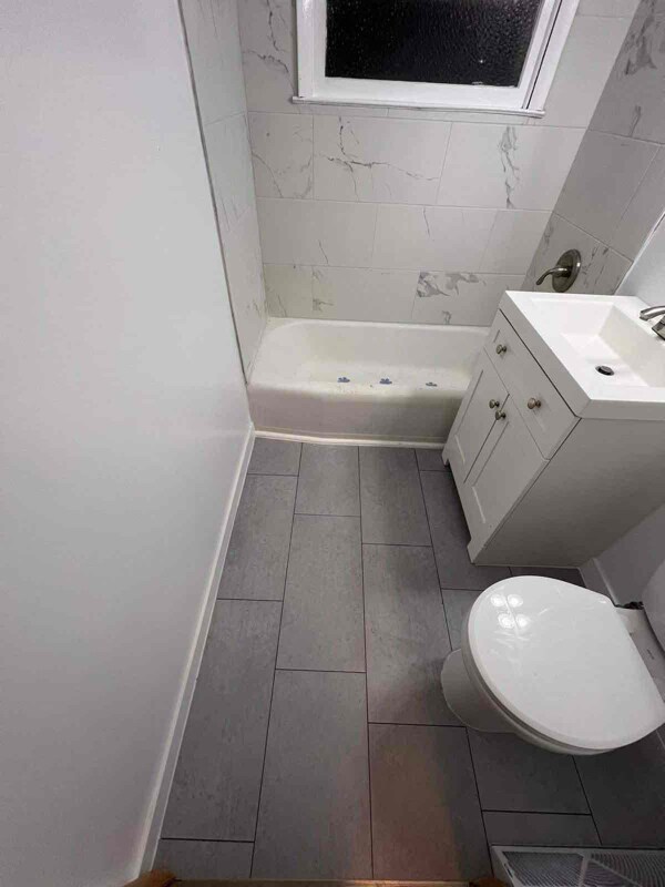 Building Photo - 2382 S 92nd St