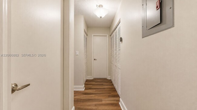 Building Photo - 11830 SW 80th St