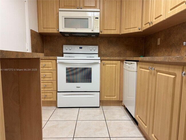 Building Photo - 8315 SW 72nd Ave