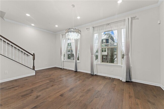 Building Photo - 2008 Hemlock Ln