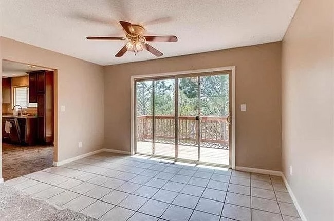 Building Photo - 2187 Broadmoor Rd Cir
