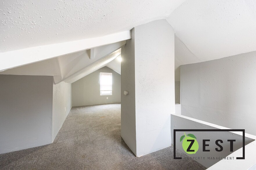 Building Photo - PRE-LEASING NOW!!!