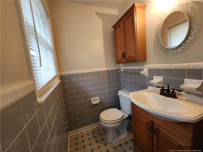 Building Photo - 7510 Bridgeman Dr