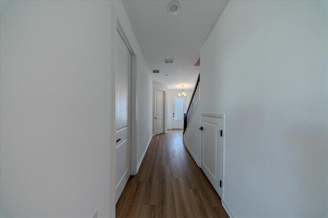 Building Photo - 1850 Falconhurst Ln