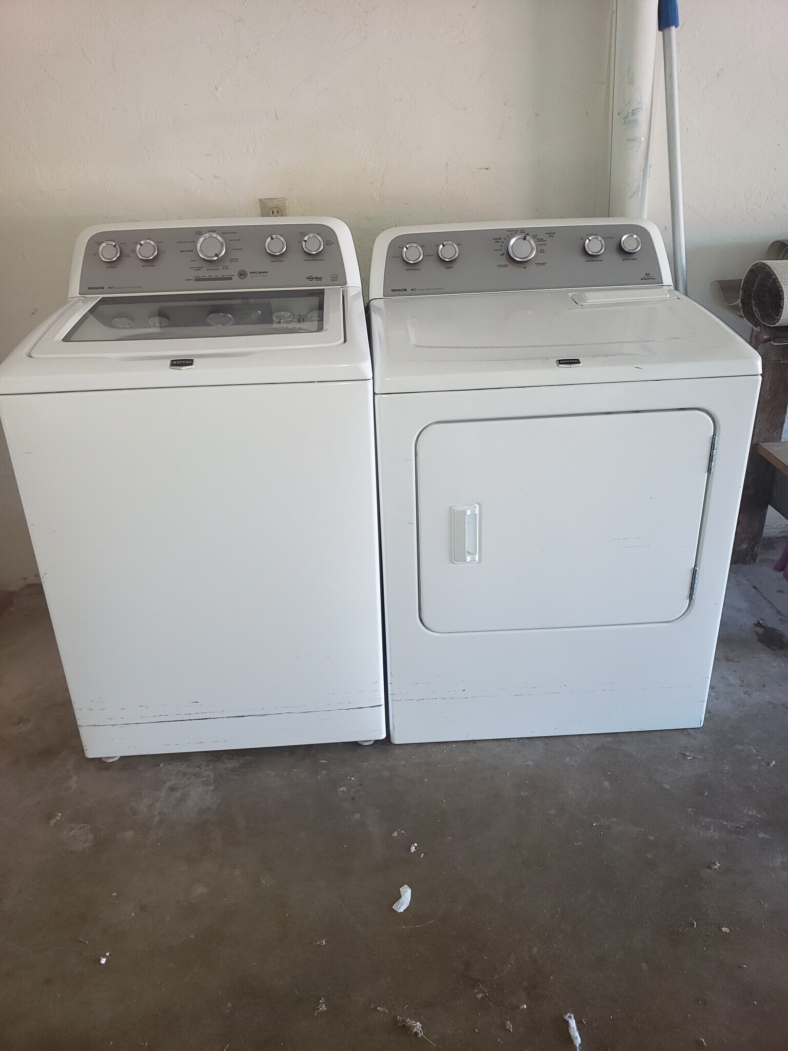 Building Photo - 4012 Carson Dr SE