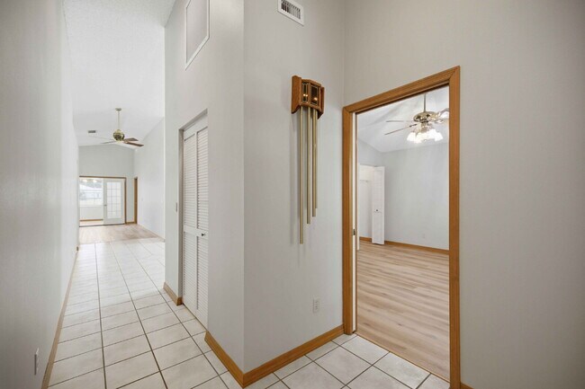 Building Photo - 9177 SW 91st Cir