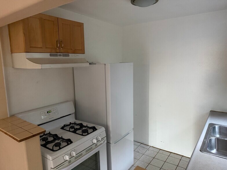 Building Photo - 881 Terrace 49