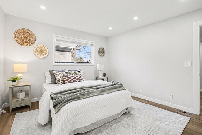 Building Photo - Remodeled 3-Bedroom Home with Private Yard & 2-Car Garage in Berkeley