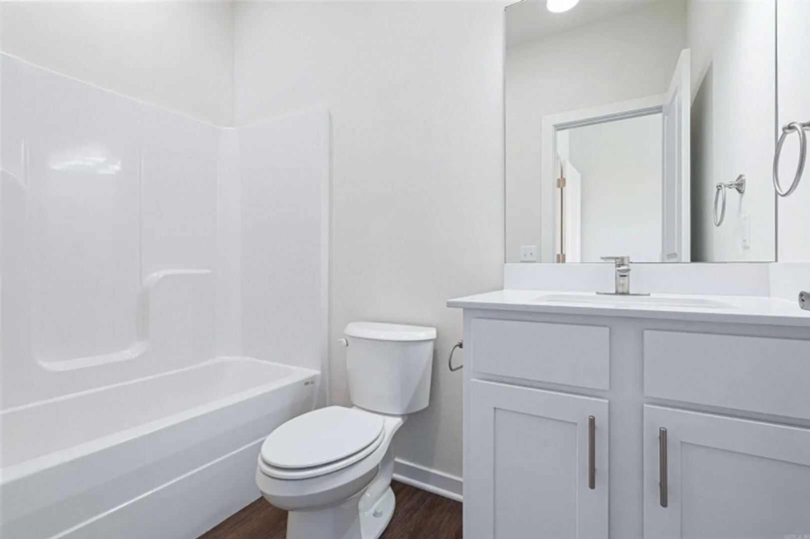 Building Photo - 605 Whitham Ave