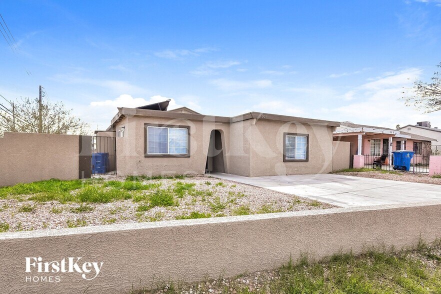 Building Photo - 301 Kings Ave