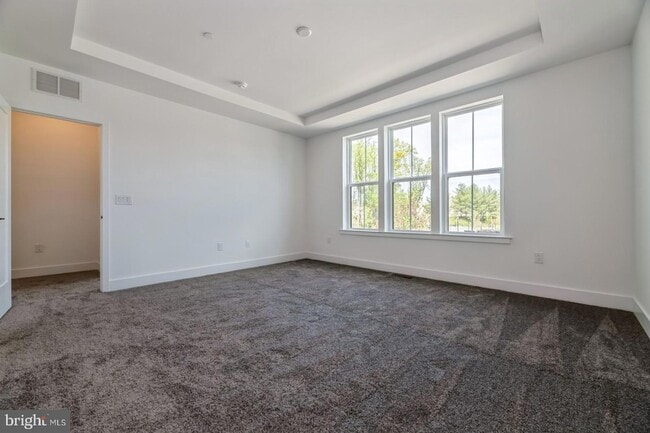 Building Photo - 2107 Donatello Dr