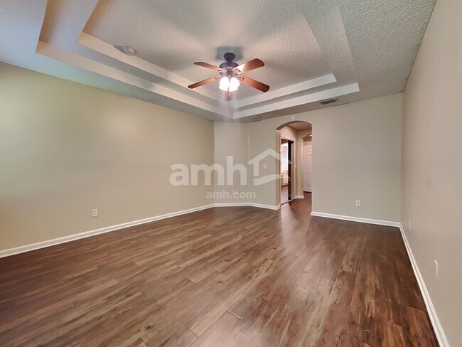 Building Photo - 11525 Jerry Adams Dr