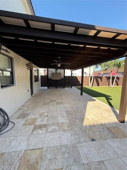 Building Photo - 1535 SW 145th Ave