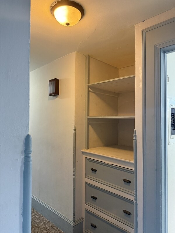 Building Photo - 541 Mt Vernon St