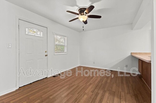 Building Photo - 805 N 70th St