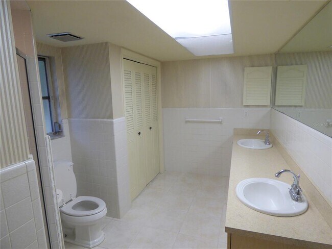 Building Photo - 22221 Little Falls Ave