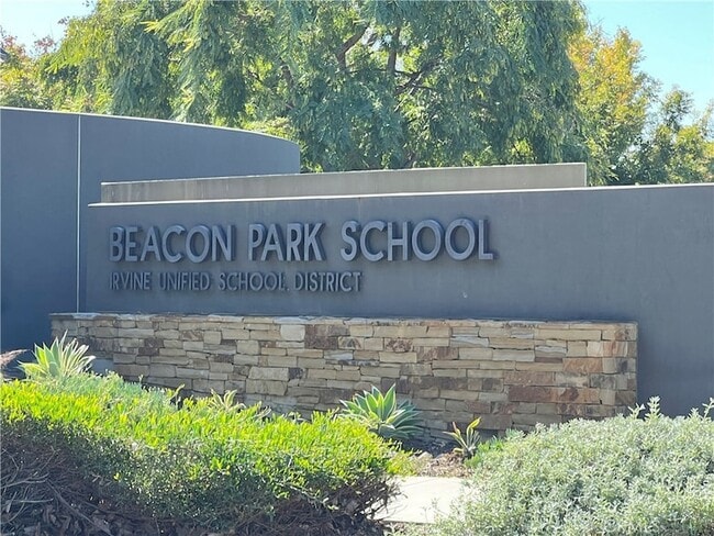 Building Photo - 101 Fixie