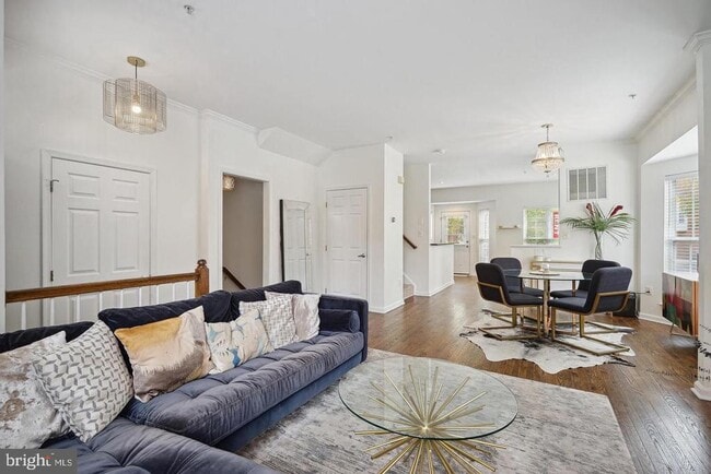 Building Photo - 6022 Madison Overlook Ct