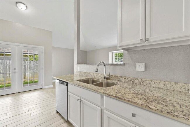 Building Photo - 3110 Oak Rock