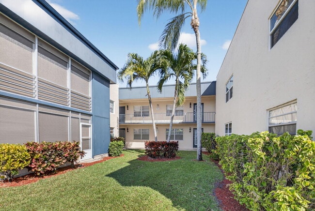 Building Photo - 173 Flanders C