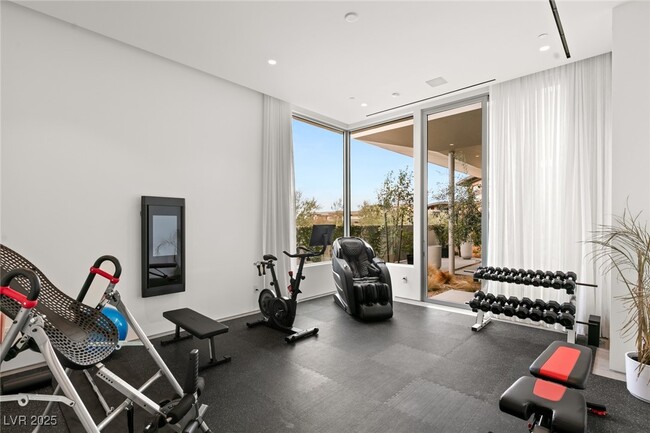 Building Photo - 14 Magic Stone Ln