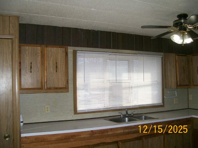 Building Photo - 13 Travertine Ln