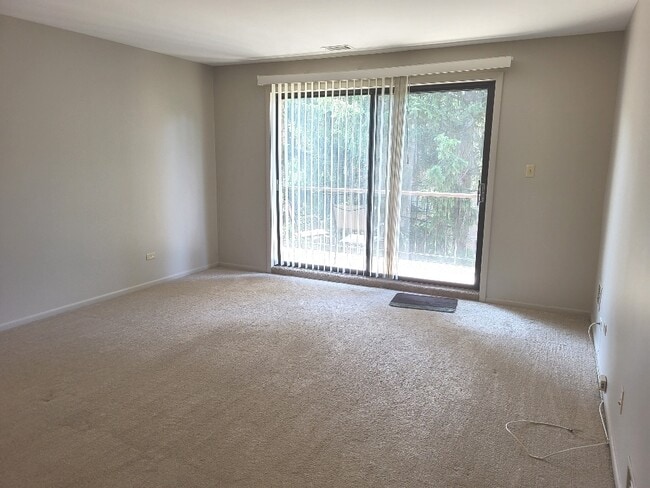 Building Photo - 7510 Farmingdale Dr