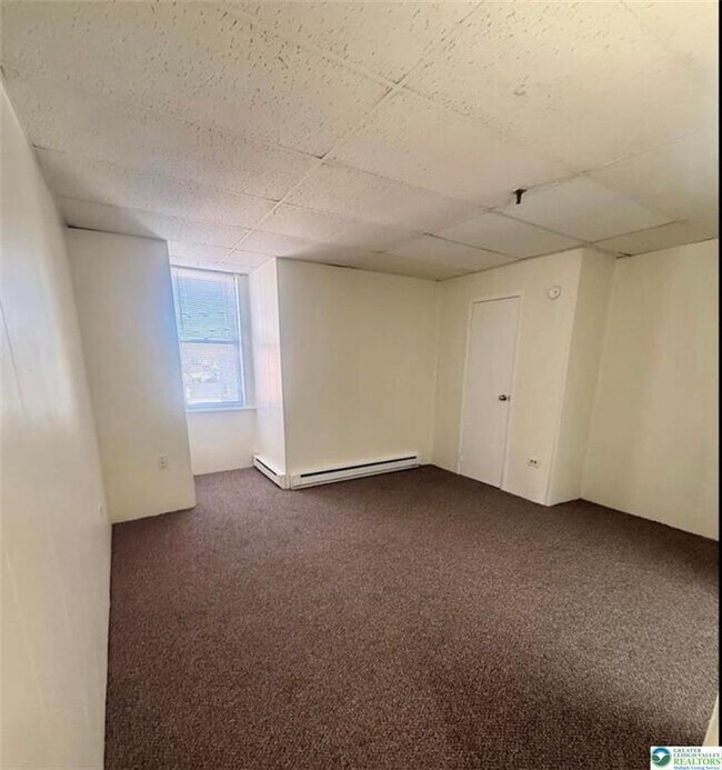 Building Photo - 4 E Belvidere St