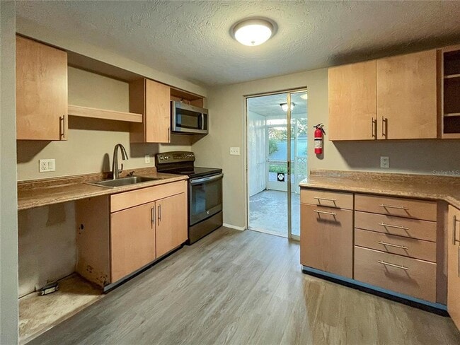 Building Photo - 5331 Olive Ave