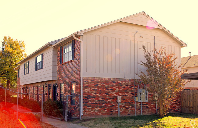 Building Photo - Fulton Park Towne Homes