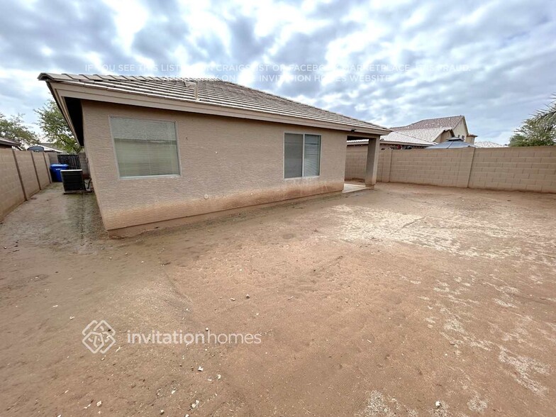 Building Photo - 8812 W Hammond Ln