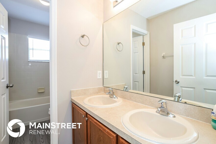 Building Photo - 4463 Cherry Branch Ct