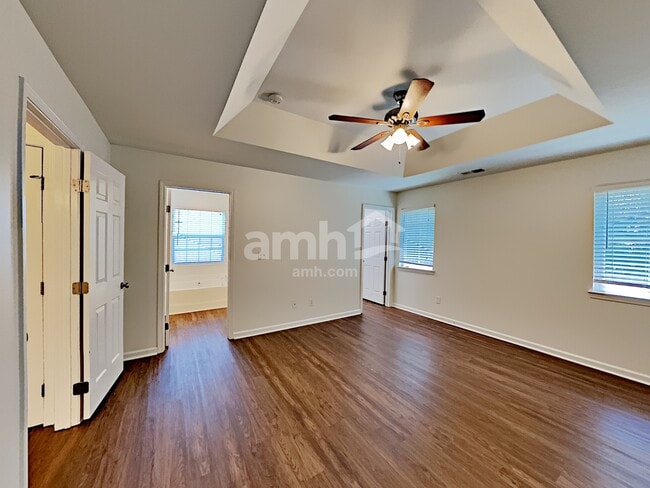 Building Photo - 1019 Canopy Dr