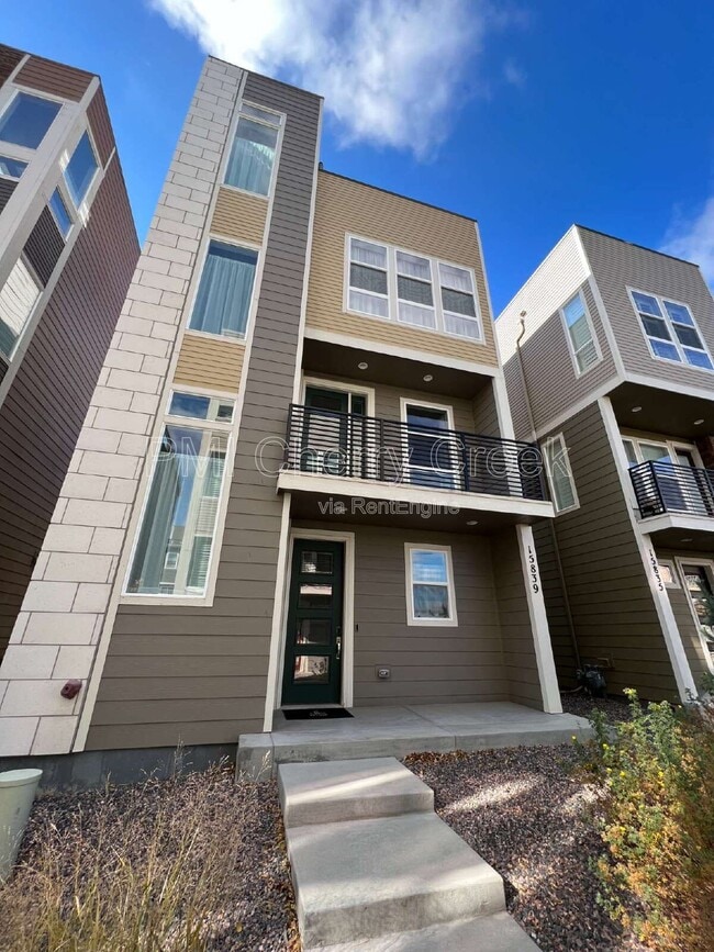 Building Photo - 15839 E Broncos Pl