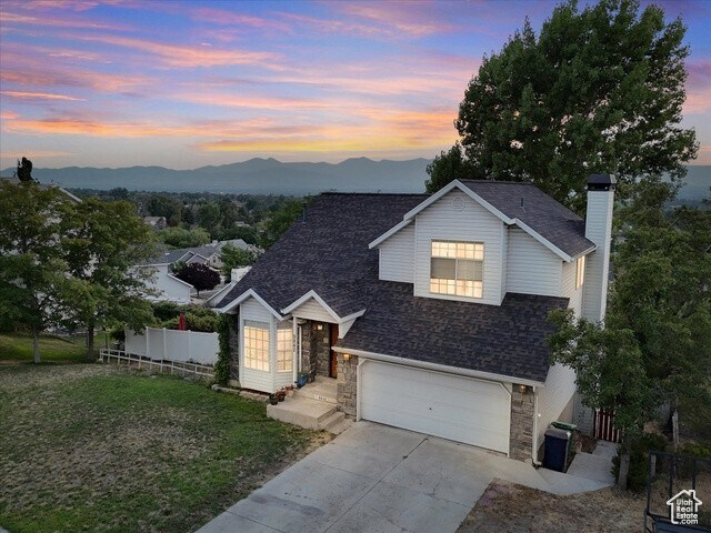 Building Photo - 9842 Tiger Eye Dr