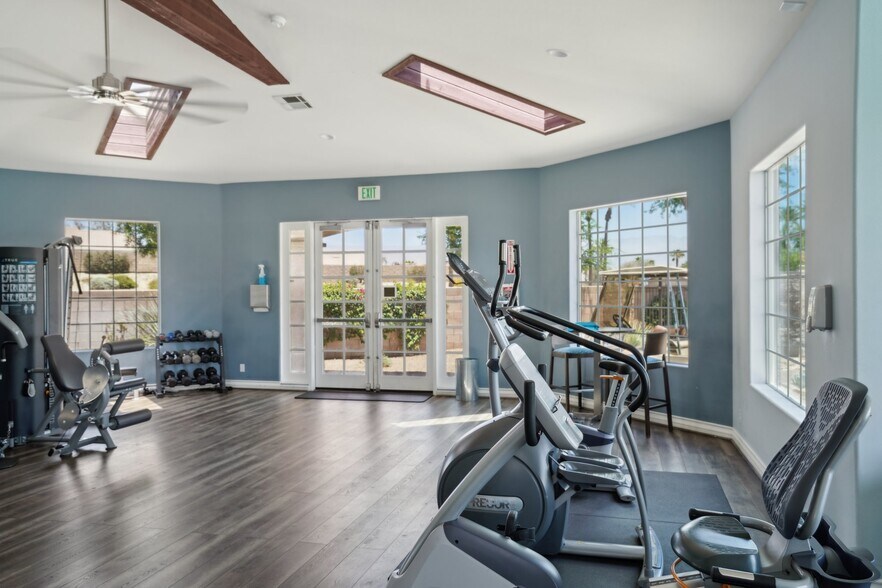 Building Photo - 45138 Shaugnessy Dr