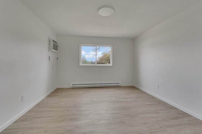 Building Photo - 4600 Washington Square Dr