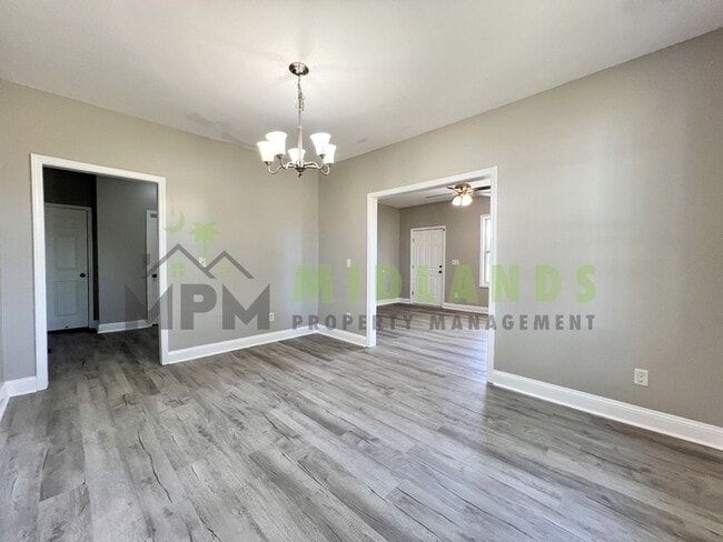 Building Photo - 3202 Belvedere Dr