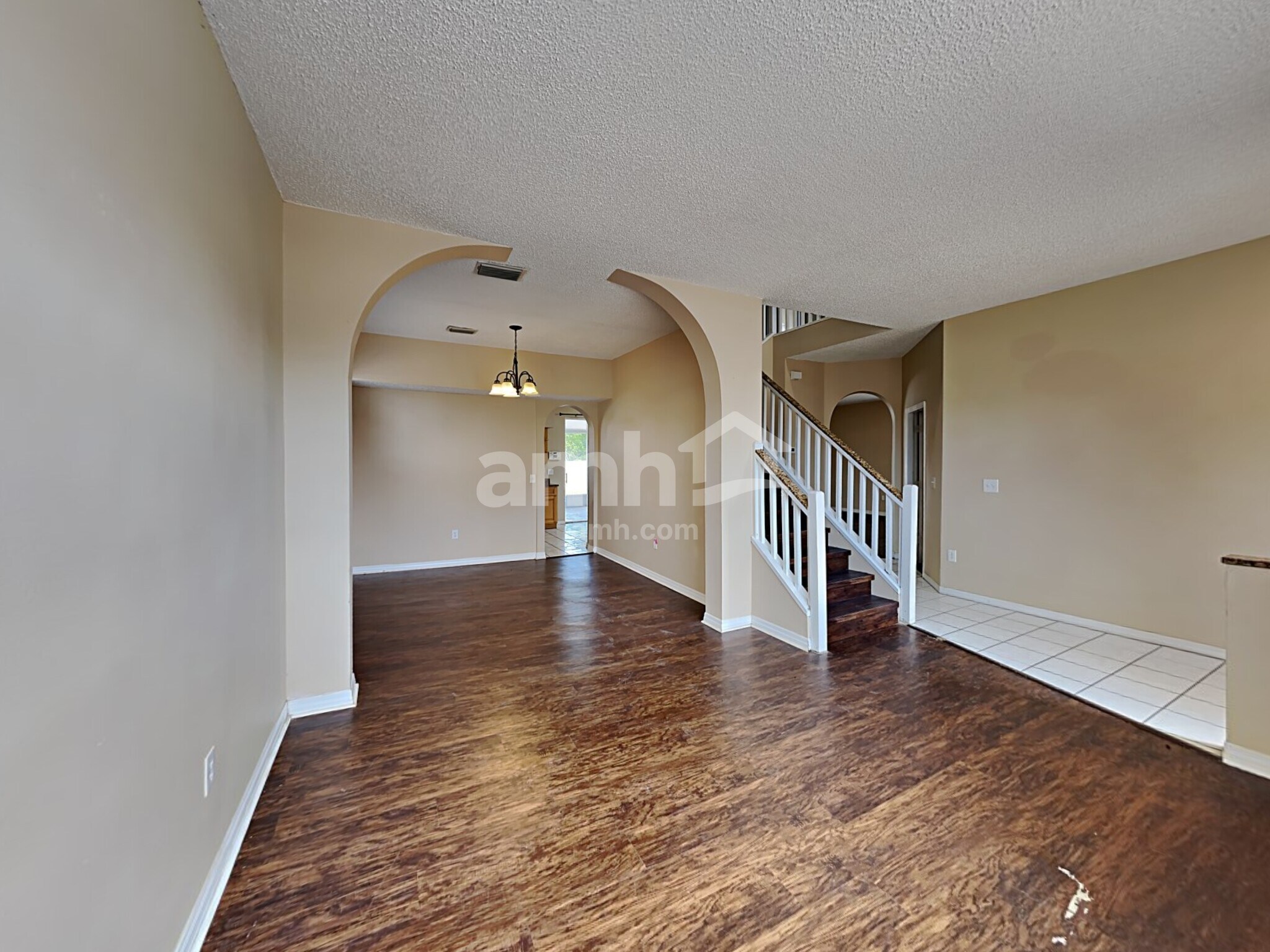 Building Photo - 1101 Blufield Ave