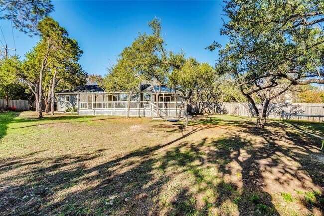 Building Photo - 106 Rupen Ct