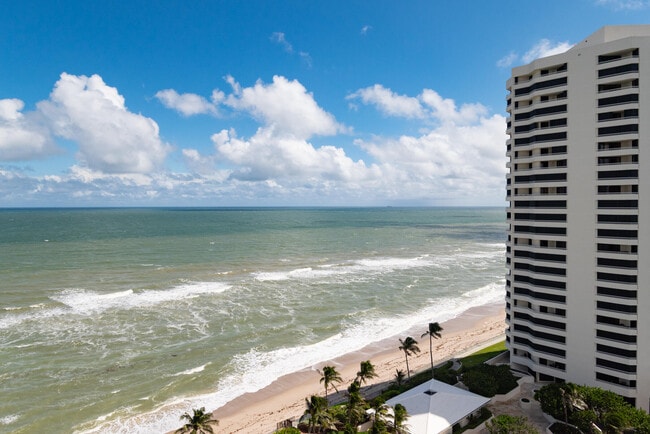 Building Photo - 5080 N Ocean Dr