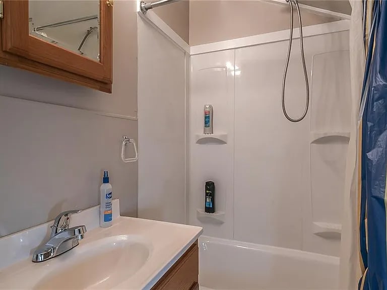 Building Photo - 10 North St