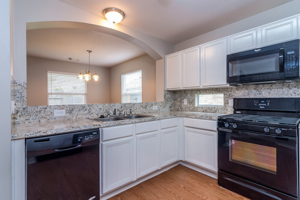 Building Photo - 16110 Marcelia Dr