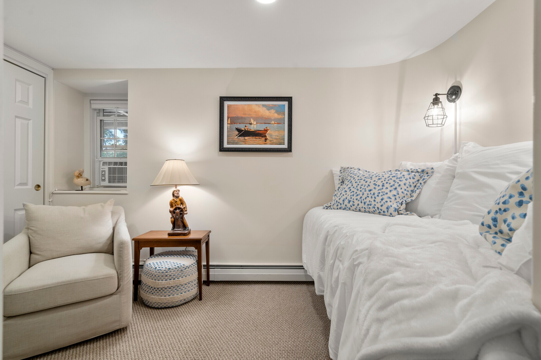 Building Photo - 5 Calebs Ln