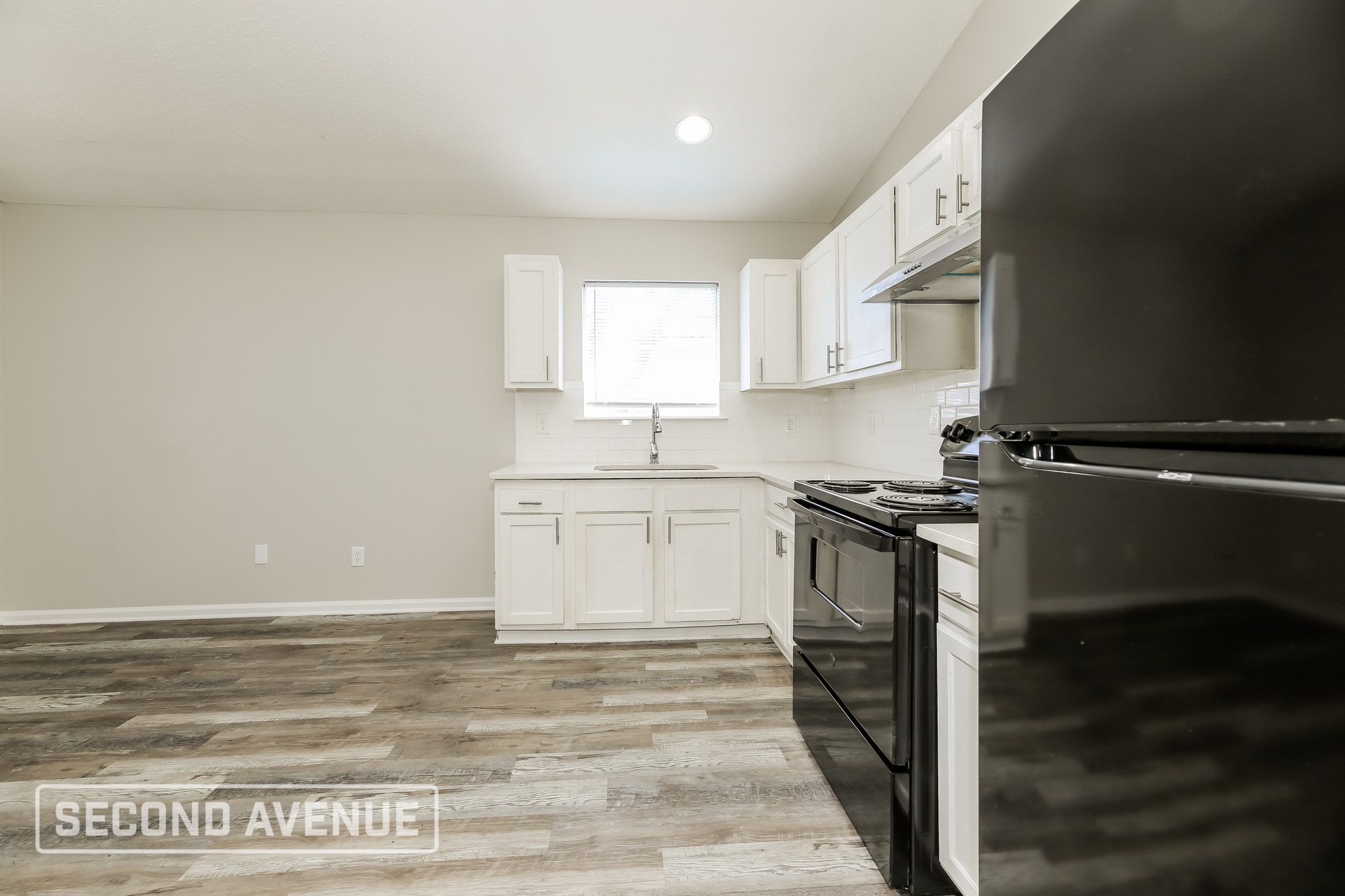 Building Photo - 1920 Mc Millan St