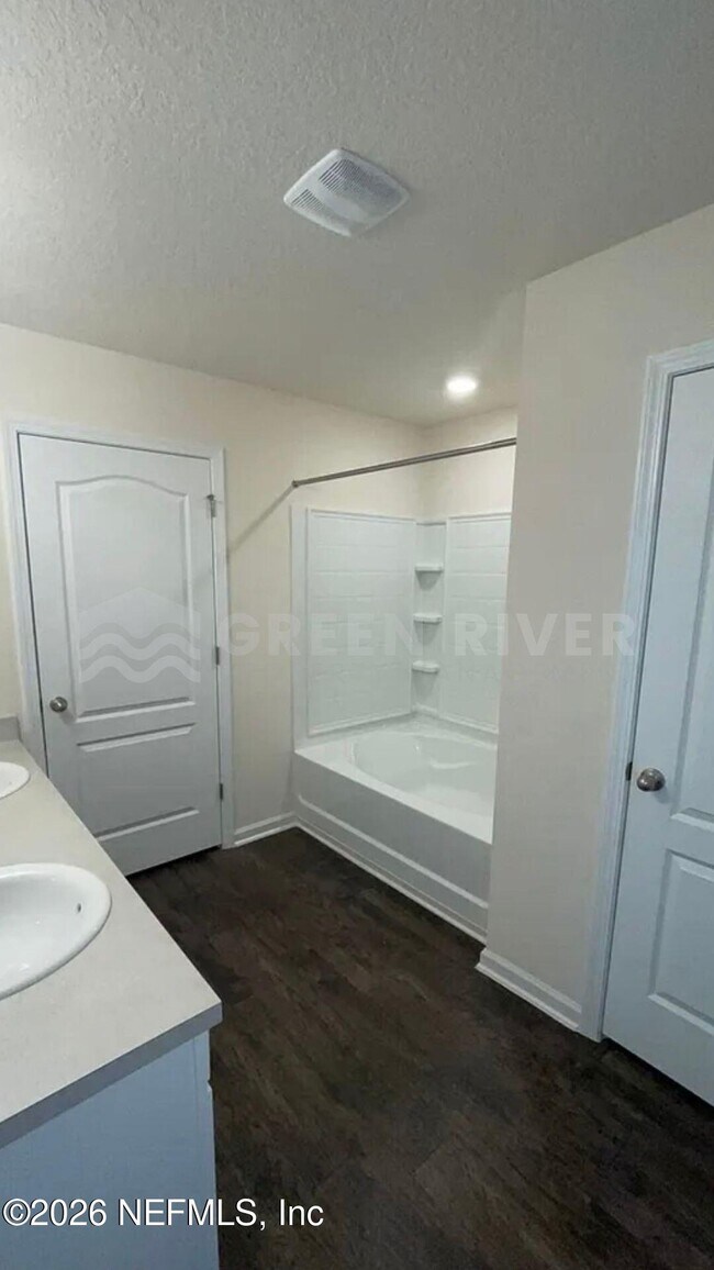 Building Photo - 2077 Denton Trce