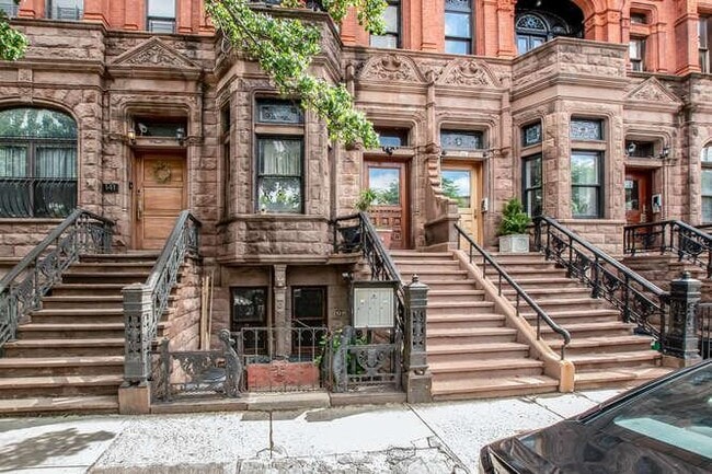 Primary Photo - 139 W 122nd St