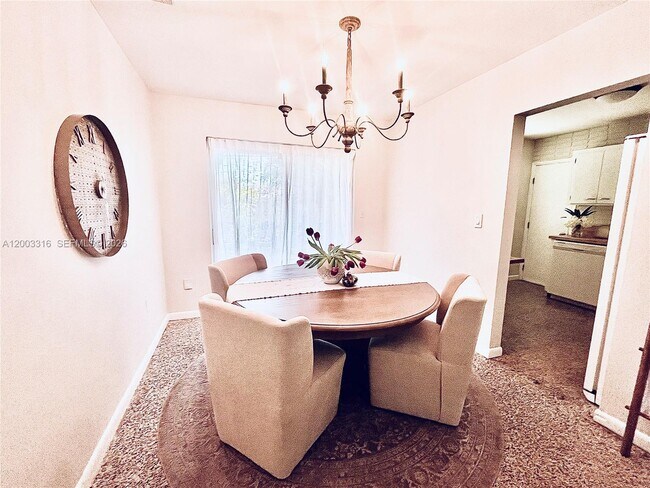 Building Photo - 9840 SW 165th Terrace