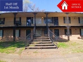 Building Photo - Raleigh Living: Updated 2-Bedroom with Modern Finishes