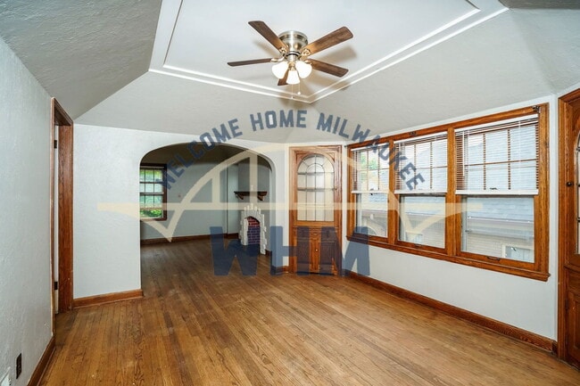 Building Photo - 3015 N 60th St